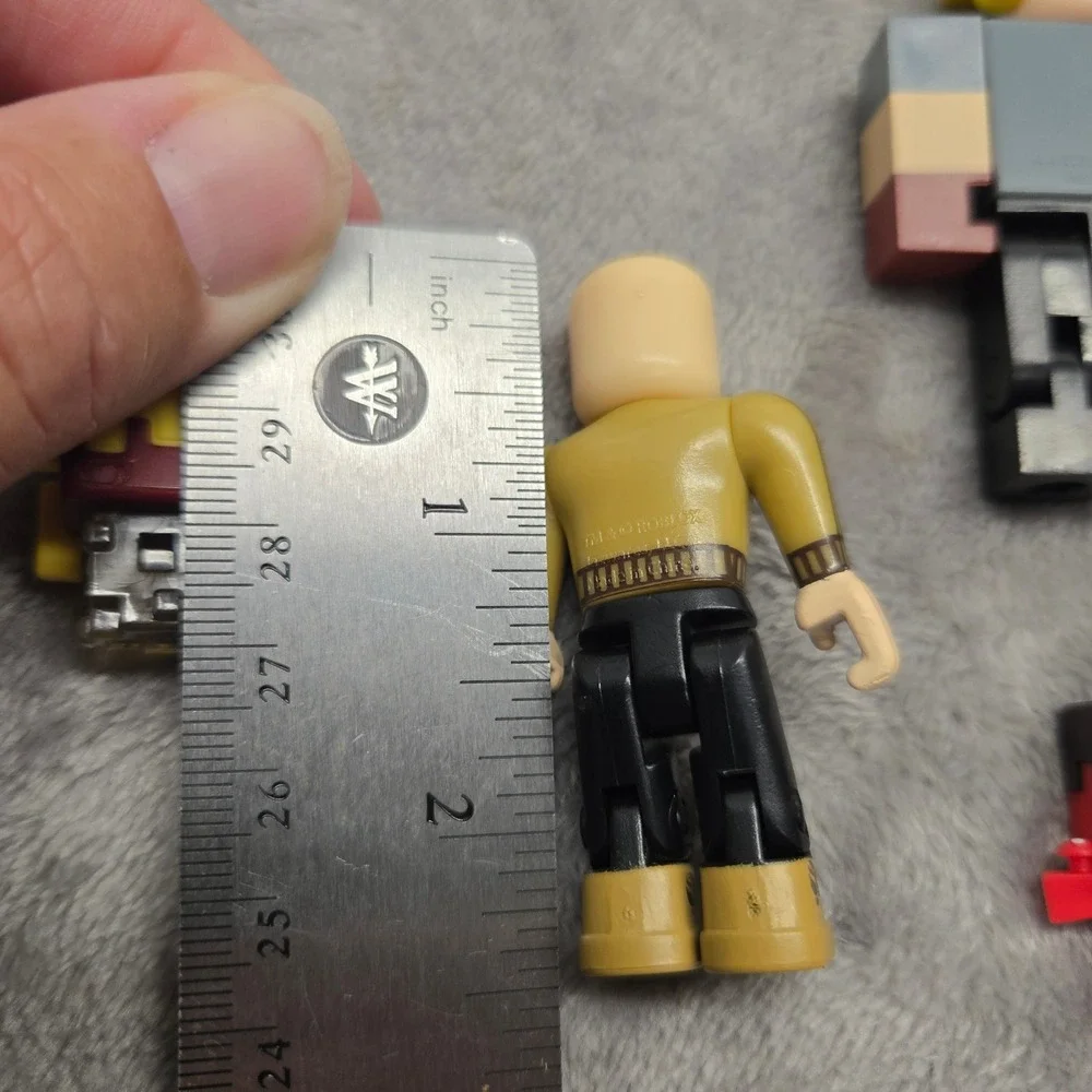 Roblox Jazwares Action Figure Lot of 4 Construction Worker Sunglasses Figures